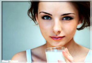 Công dụng của nước và sữa làm đẹp cơ thể